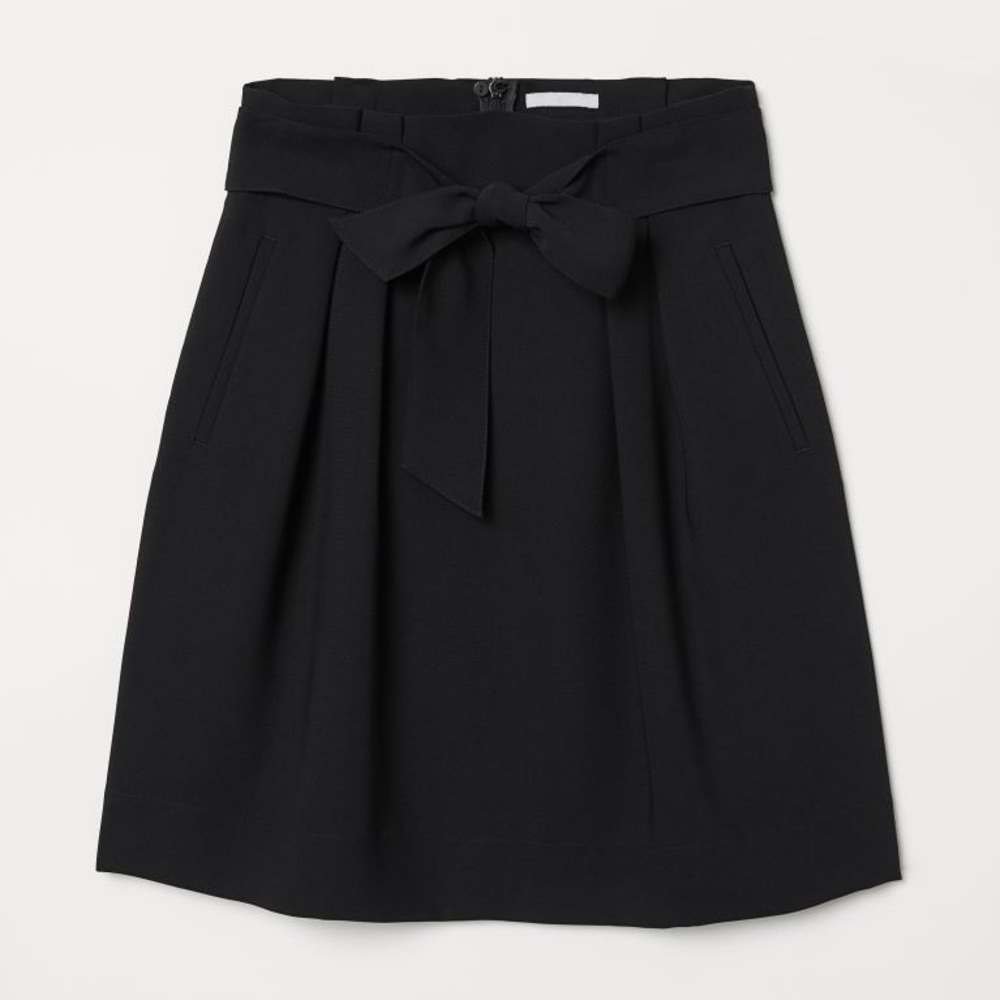 H&M Black Skirt with Tie Belt